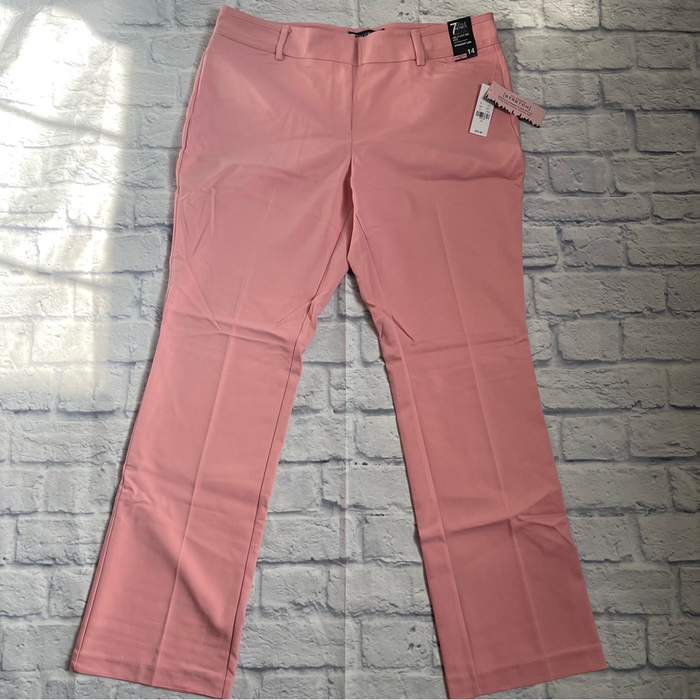 NEW Signature Fit Pants from New York & Company